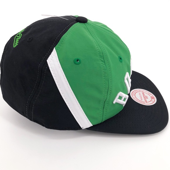 BOSTON CELTICS Mitchell & Ness Snapback Hat - Picture 5 of 8